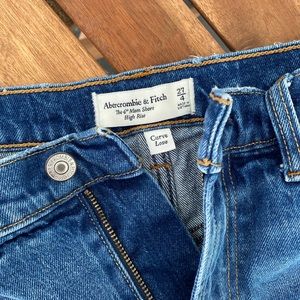 Abercrombie & Fitch Curve love shorts!